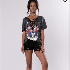 🔥 Fashion Nova Tee